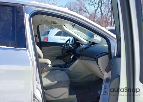 2014 Ford Escape Se из США, поврежденный, VIN 1FMCU0GX2EUB10144